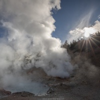 Parc Yellowstone: activité hydrothermique de Beryl spring