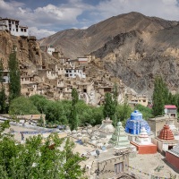 Lamayuru: vue sur le monastère